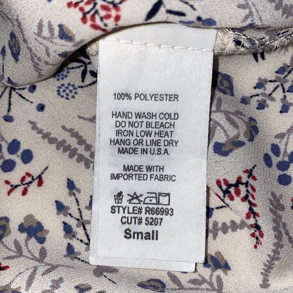 Rokoko Floral Ditsy Print Blouse - Picture 12 of 12